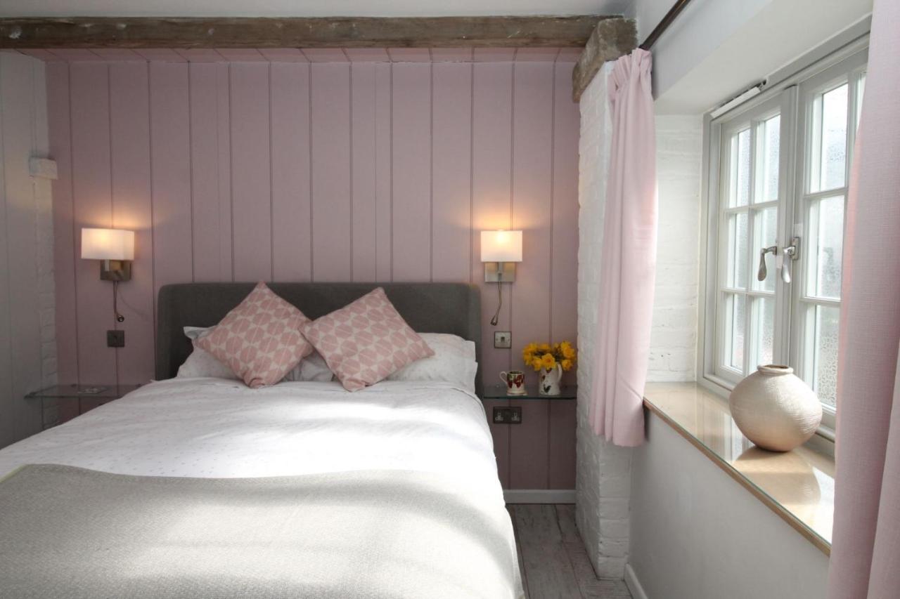 The Hayloft - Cheshire Villa Crewe Bagian luar foto