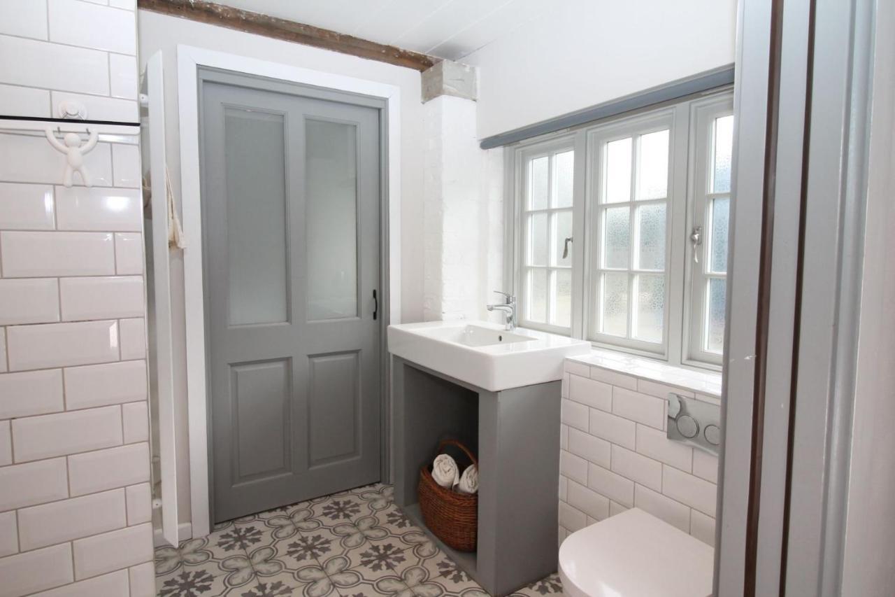 The Hayloft - Cheshire Villa Crewe Bagian luar foto